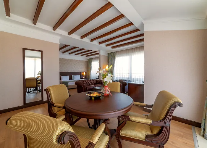 Porto Bello Hotel Resort & Spa